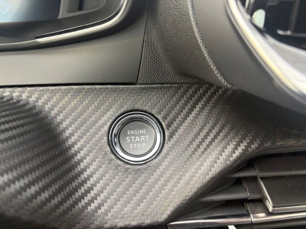 Peugeot 208 PureTech 100 Stop&Start 5 porte Allure (17)