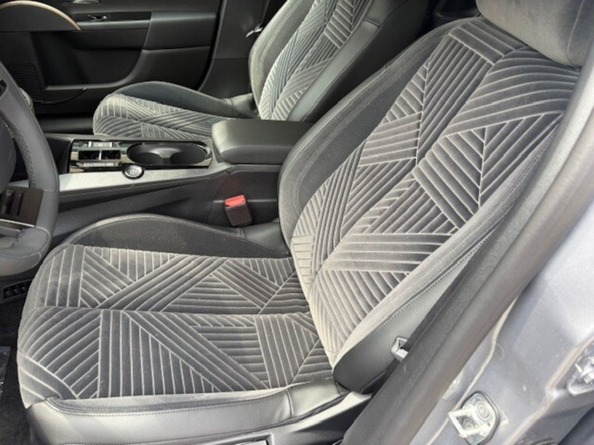 Lancia Ypsilon 1.2 mhev Edizione Cassina e-dct (12)