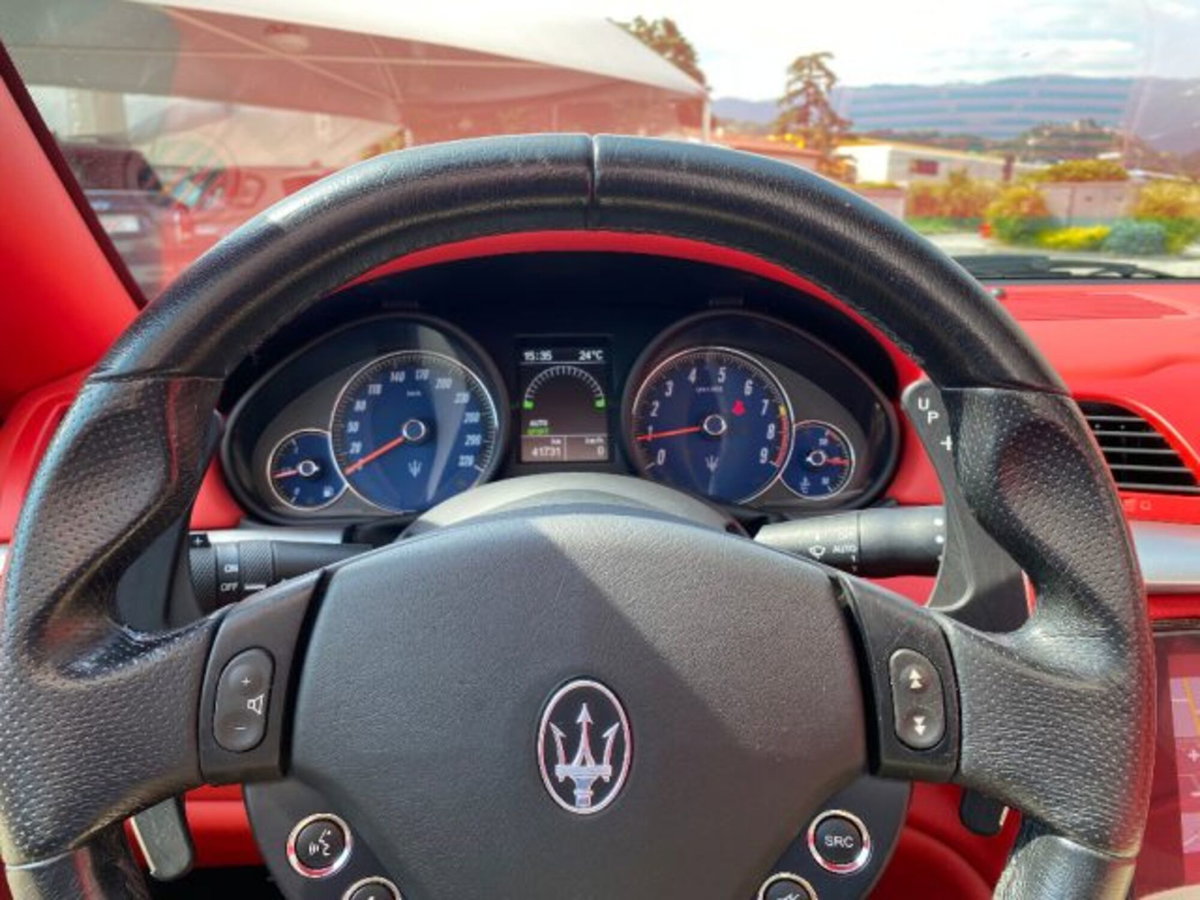 Maserati Grancabrio 4.7 V8 Sport (15)