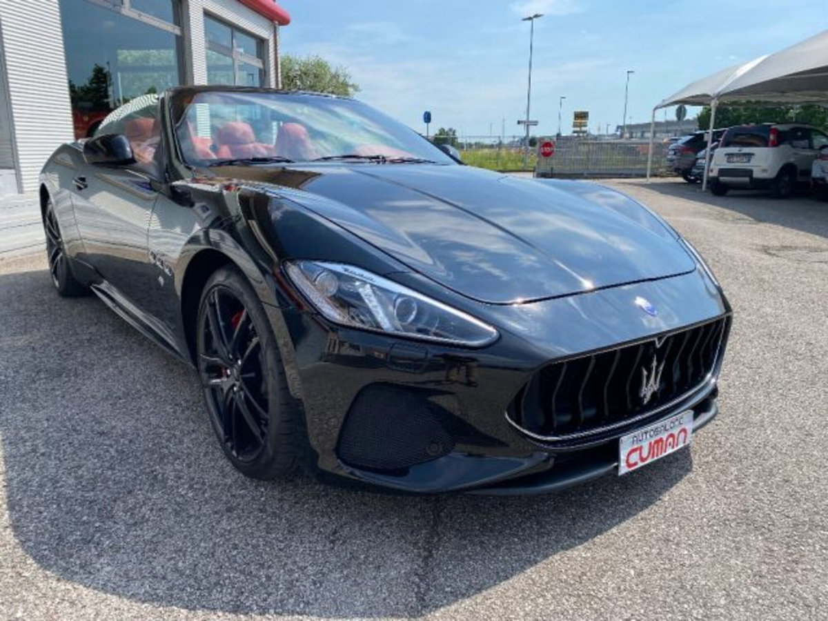 Maserati Grancabrio 4.7 V8 Sport (2)