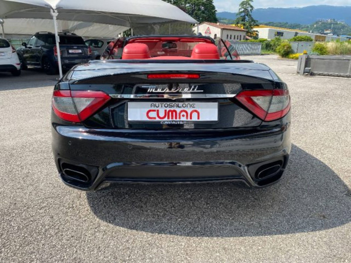 Maserati Grancabrio 4.7 V8 Sport (8)