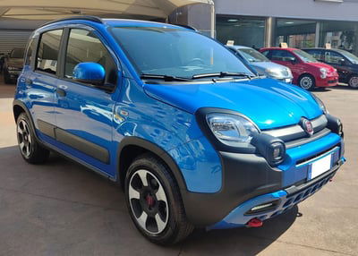 Fiat Panda 1.0 FireFly S&S Hybrid City Cross usata