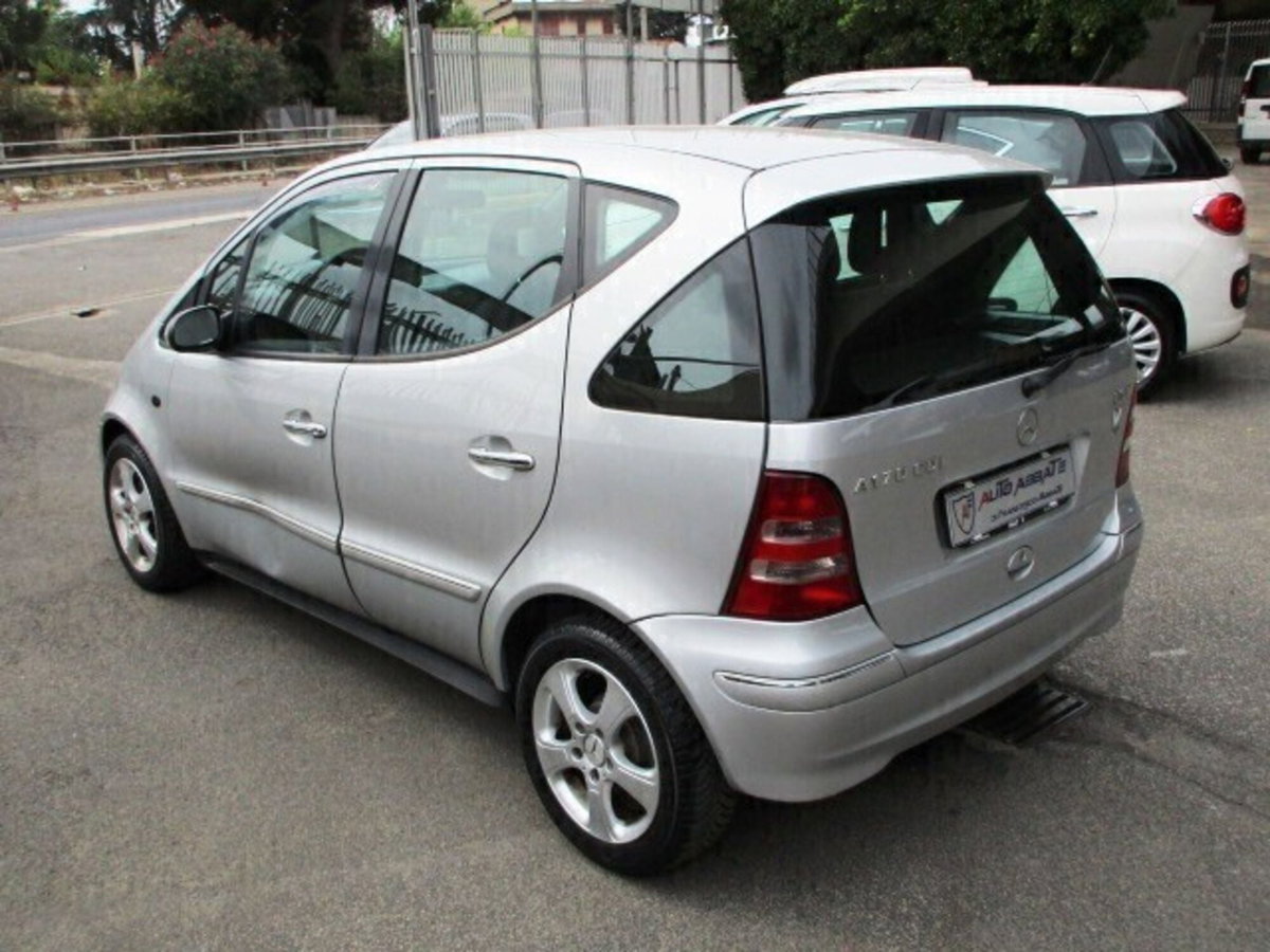 Mercedes-Benz Classe A 170 CDI cat Classic (13)