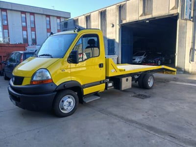 Renault Trucks Mascott Telaio 130.35 3.0 DXi PL Cabinato usata
