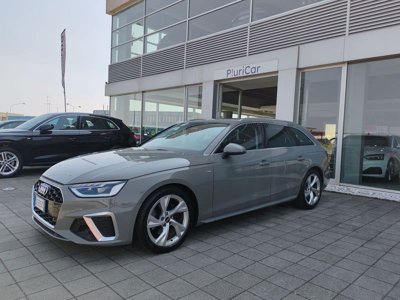 Audi A4 Avant 30 TDI/136 CV S tronic S line edition