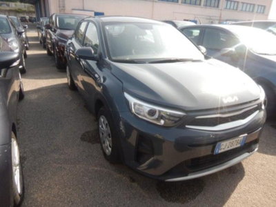 Kia Stonic 1.2 MPI 84 CV Style (2)