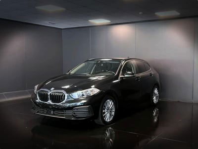 BMW Serie 1 116d 2.0 116CV cat 5 porte Attiva DPF usata
