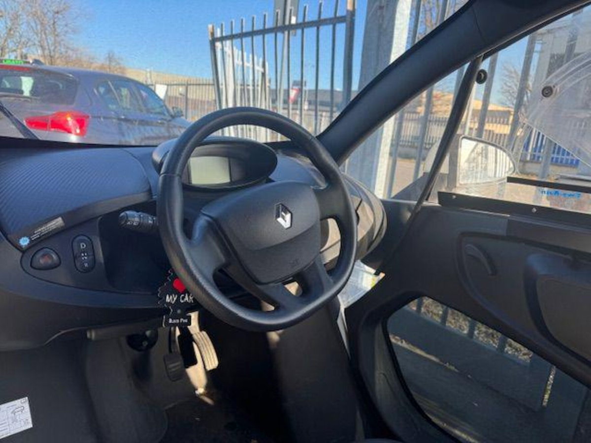 Renault Twizy 80 Life (6)