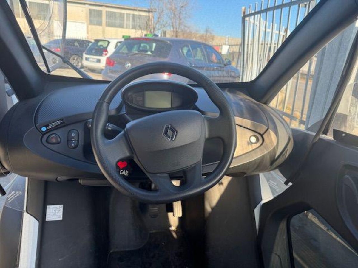 Renault Twizy 80 Life (8)