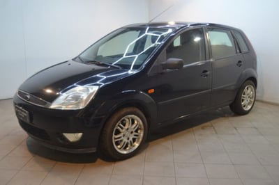 Ford Fiesta 1.2 16V 5p. Ghia usata