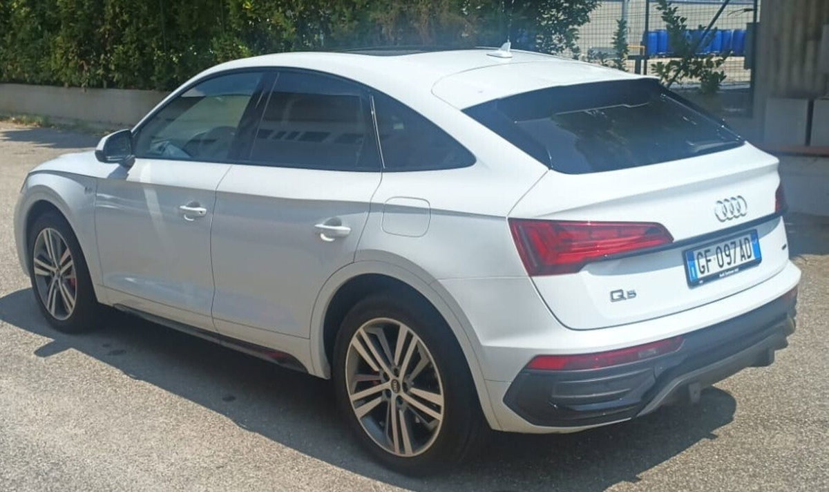 Audi Q5 Sportback 45 2.0 tfsi mhev 12V S line Plus quattro s-tronic (2)