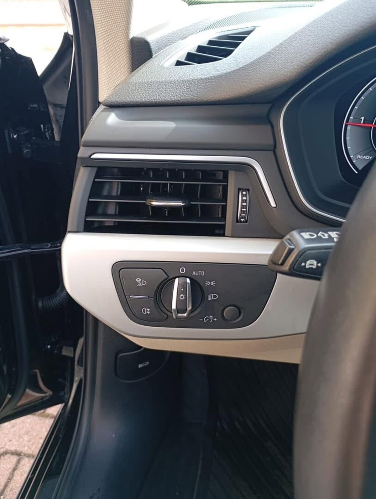 Audi A4 Allroad 40 TDI 204 CV S tronic (10)