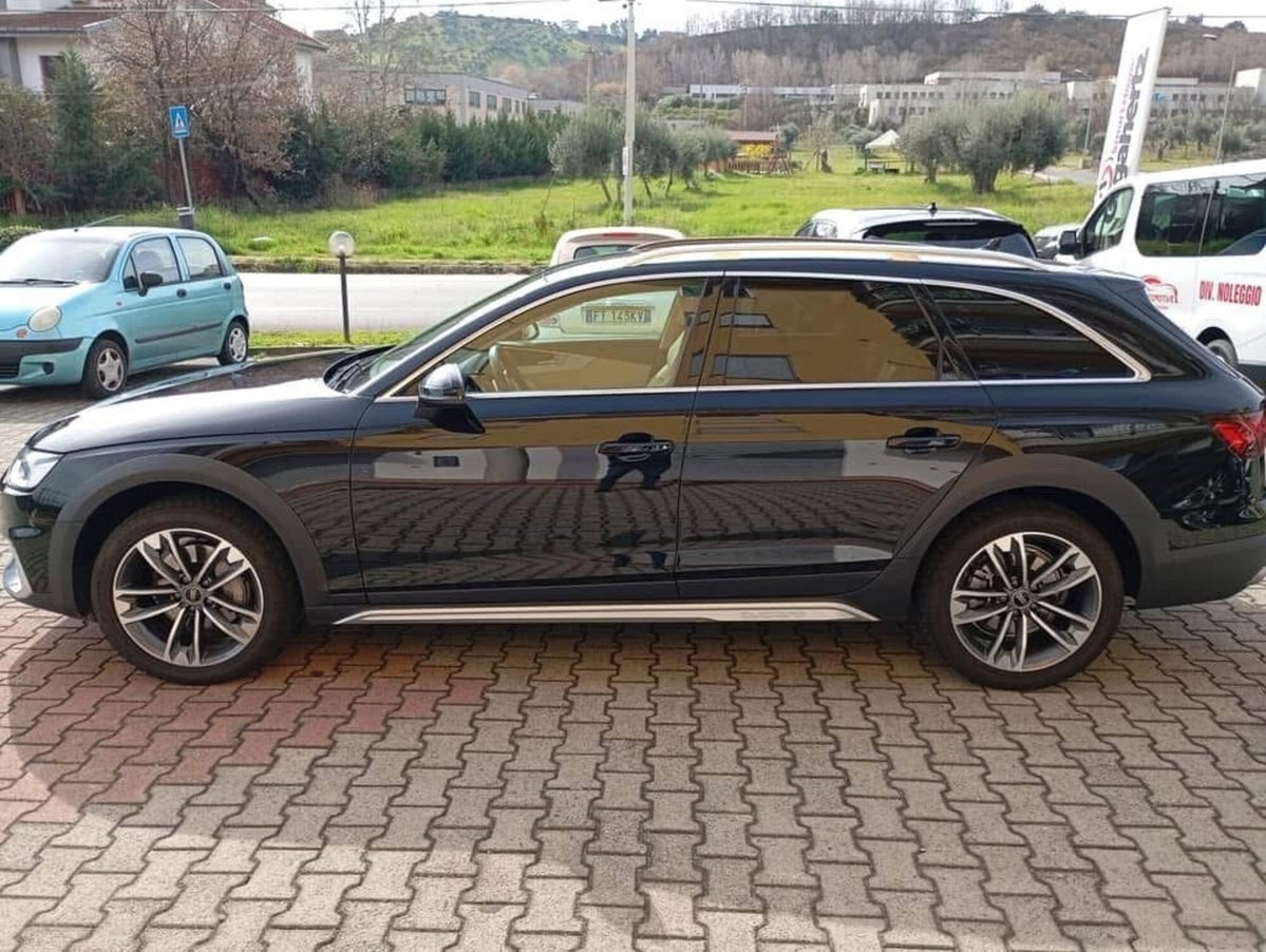 Audi A4 Allroad 40 TDI 204 CV S tronic (3)