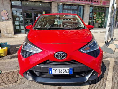 Toyota Aygo 1.0 VVT-i 72 CV 5 porte x-cool usata