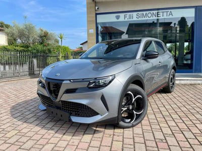 Alfa Romeo Junior 1.2 ibrida Speciale 145cv edct6 nuova