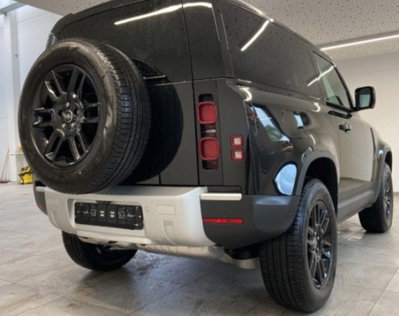 Land Rover Defender 90 3.0D I6 250 CV AWD Auto X-Dynamic S (7)