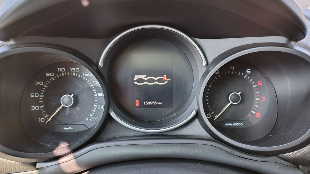 Fiat 500L 1.4 T-Jet 120 CV GPL Lounge (10)
