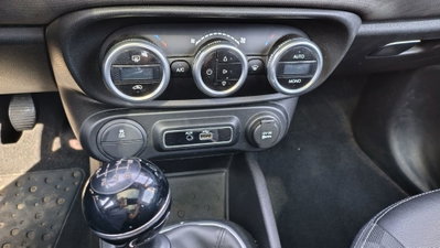 Fiat 500L 1.4 T-Jet 120 CV GPL Lounge (11)