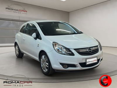 Opel Corsa 1.2 3 porte Club usata