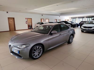 Alfa Romeo Giulia 2.2 Turbodiesel 160 CV AT8 Sprint usata