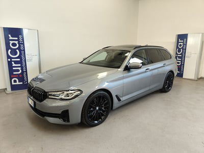 BMW Serie 5 Touring 530d xDrive 249CV  Luxury usata