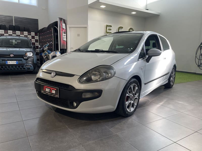 Fiat Punto Evo 1.3 Mjt 90 CV 3 porte Dualogic Dynamic
