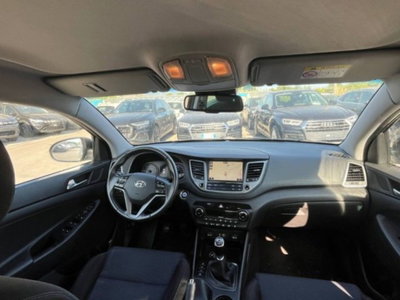 Hyundai Tucson 1.7 CRDi Comfort (11)