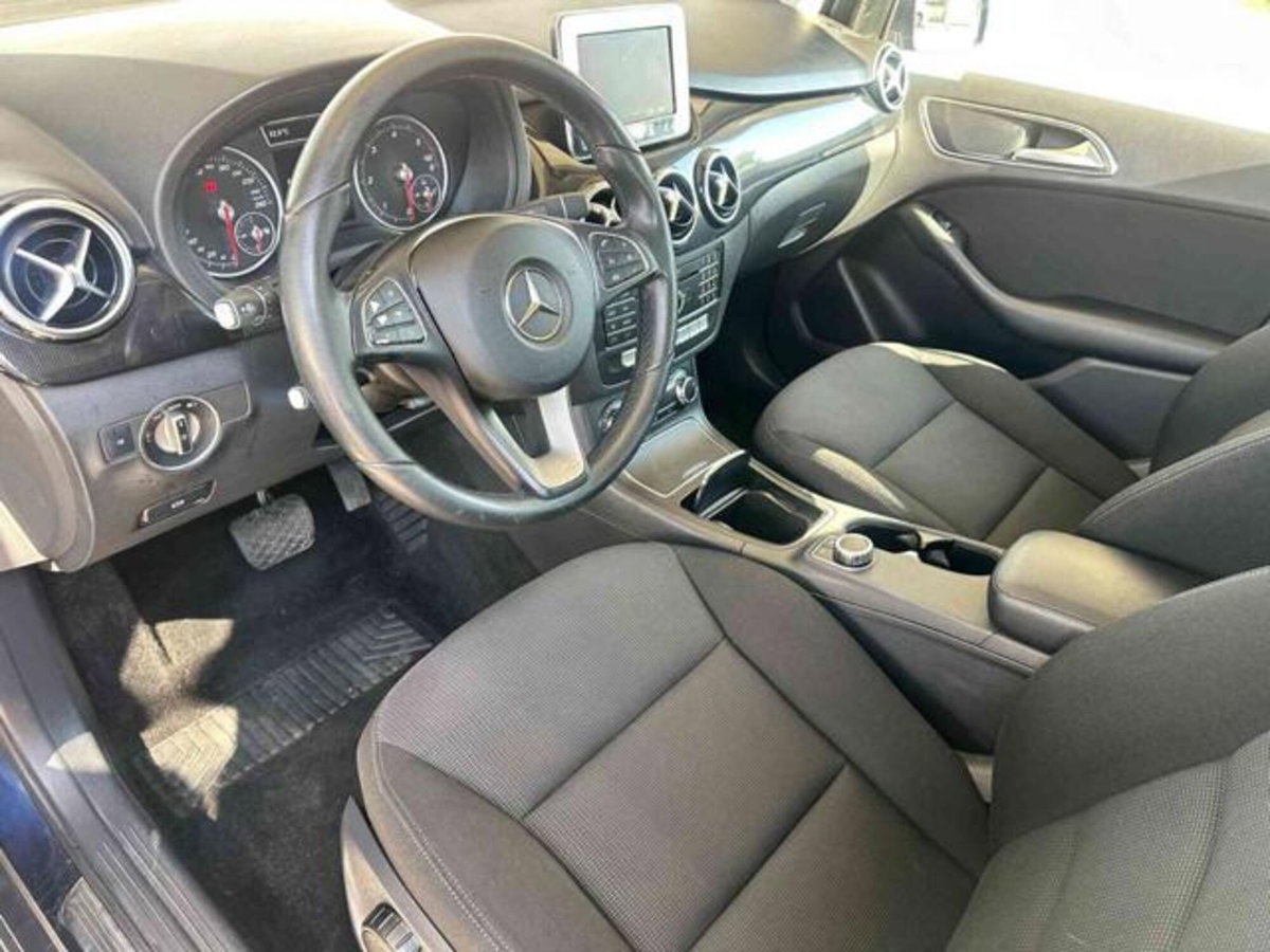 Mercedes-Benz Classe B 160 d Automatic Executive (4)