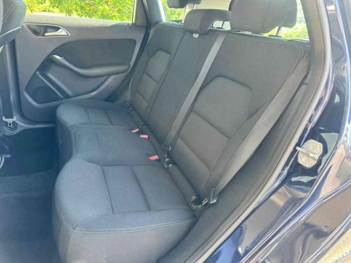 Mercedes-Benz Classe B 160 d Automatic Executive (6)