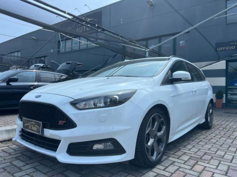 Ford Focus Station Wagon 2.0 TDCi 185 CV Powershift SW ST3