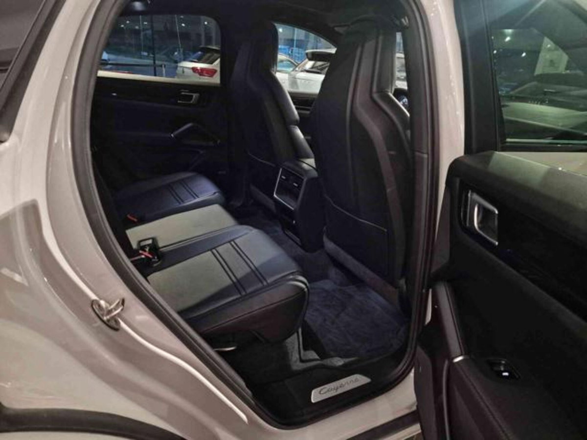 Porsche Cayenne Coupé 3.0 V6 (14)
