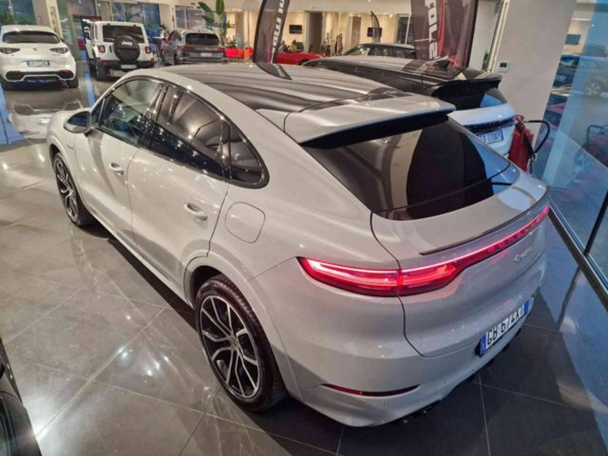 Porsche Cayenne Coupé 3.0 V6 (18)