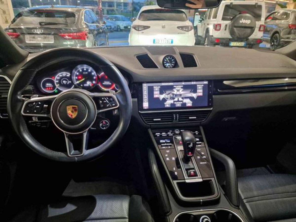 Porsche Cayenne Coupé 3.0 V6 (9)