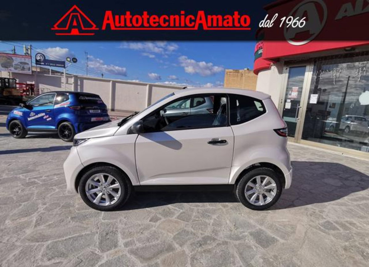 Aixam City 482 City 482 Ambition Pack E5+ (3)