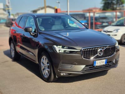 Volvo XC60 B4 (d) AWD Geartronic Momentum Pro usata
