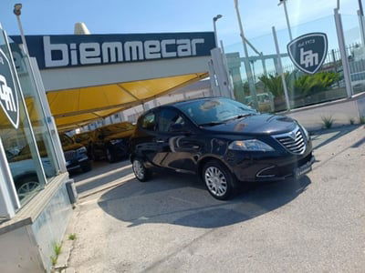 Lancia Ypsilon 1.2 69 CV 5 porte Gold