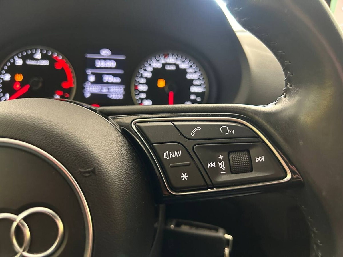 Audi A3 1.6 TDI 116 CV S tronic Sport (15)