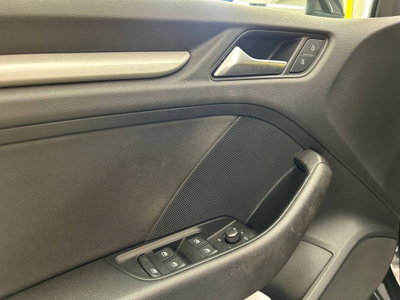 Audi A3 1.6 TDI 116 CV S tronic Sport (18)