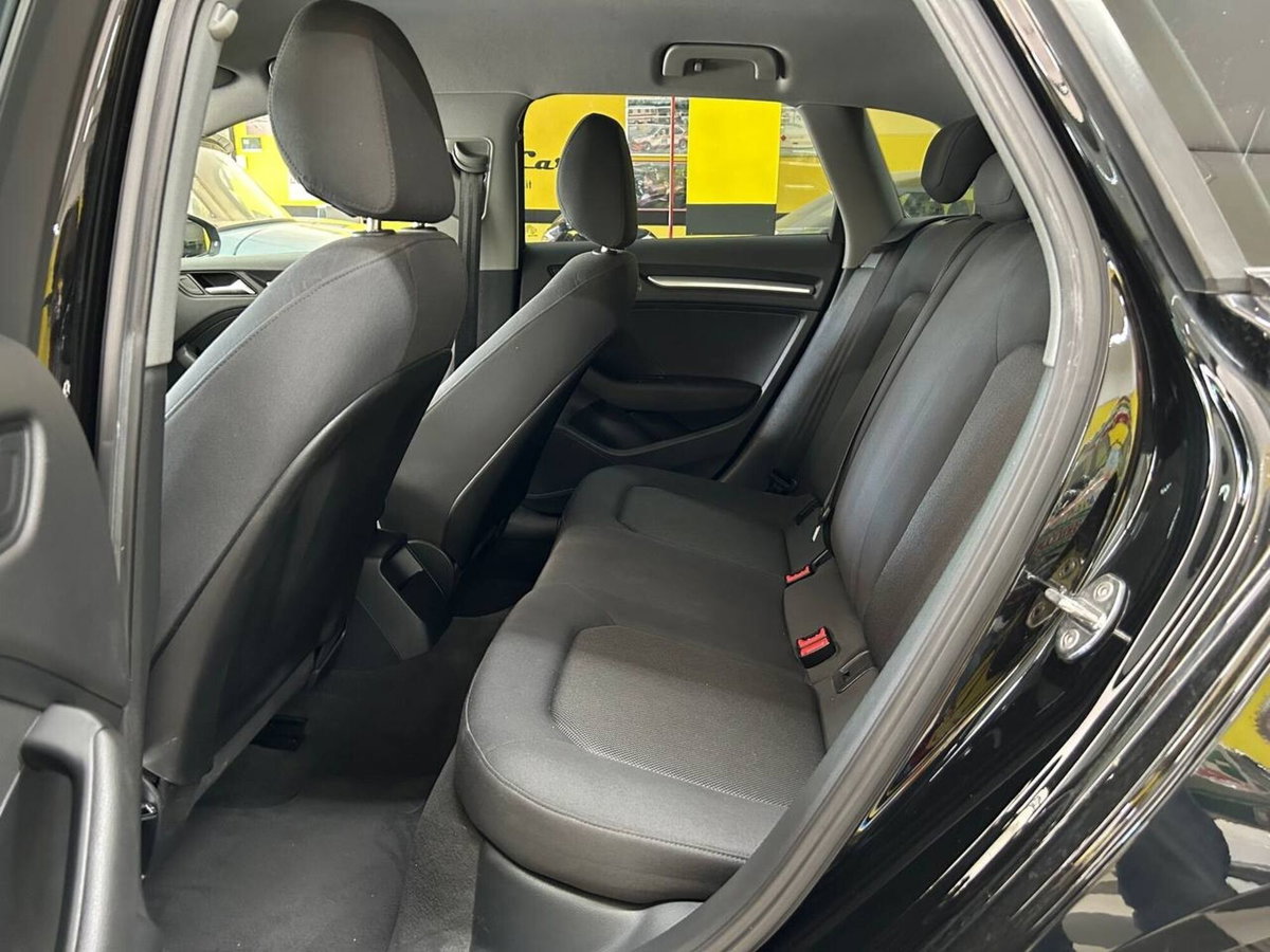 Audi A3 1.6 TDI 116 CV S tronic Sport (8)