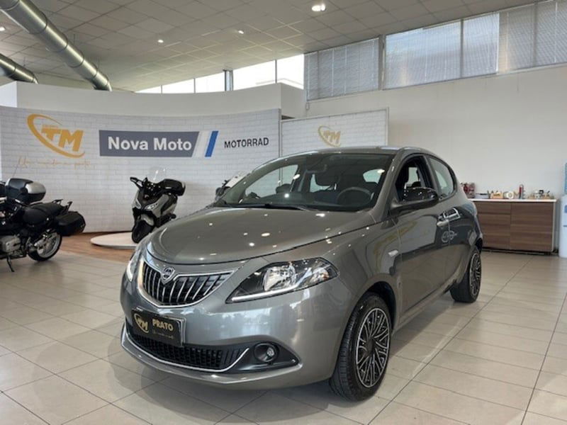 Lancia Ypsilon 1.0 FireFly 5 porte S&S Hybrid Silver Plus