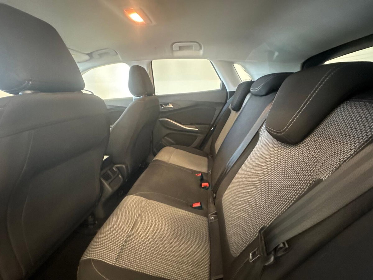 Opel Grandland X 1.5 diesel Ecotec Start&Stop Advance (13)