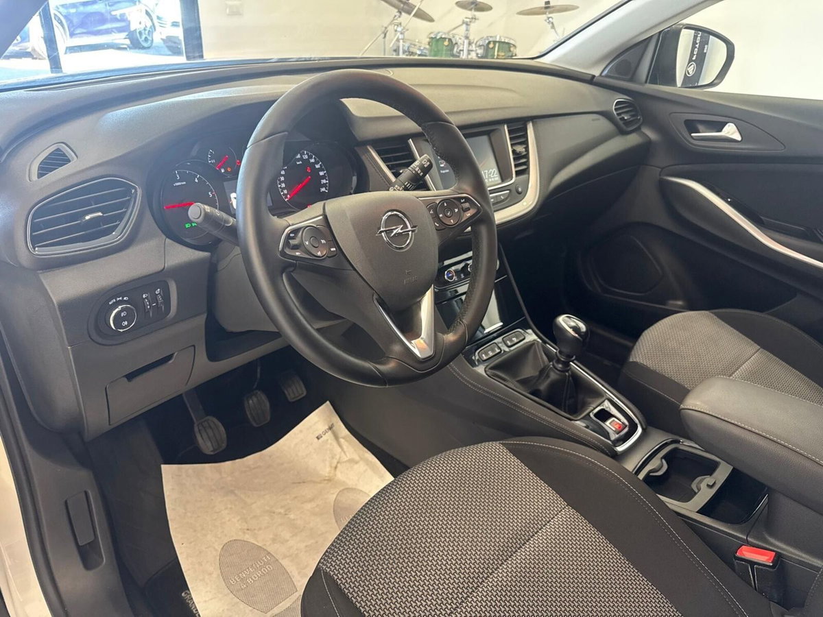 Opel Grandland X 1.5 diesel Ecotec Start&Stop Advance (16)