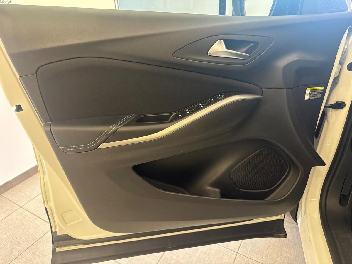 Opel Grandland X 1.5 diesel Ecotec Start&Stop Advance (18)