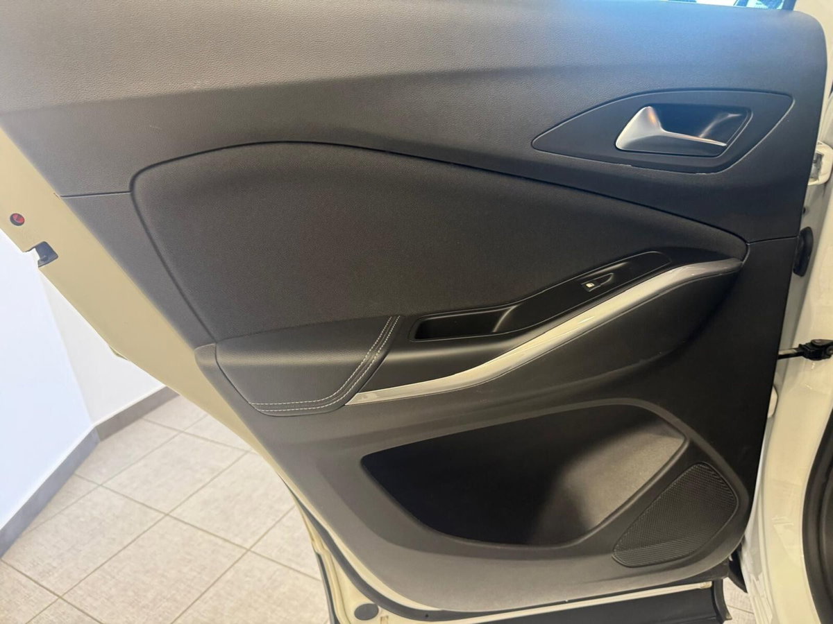 Opel Grandland X 1.5 diesel Ecotec Start&Stop Advance (20)