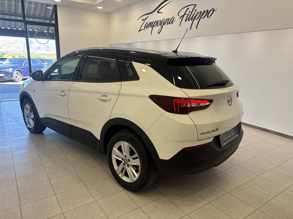 Opel Grandland X 1.5 diesel Ecotec Start&Stop Advance (9)