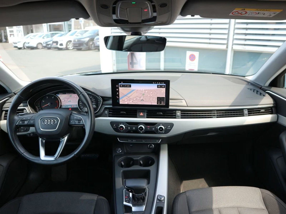 Audi A4 Avant 35 TDI/163 CV S tronic Business Advanced (17)