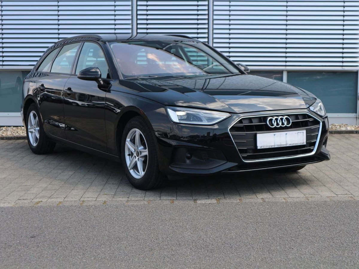Audi A4 Avant 35 TDI/163 CV S tronic Business Advanced (2)