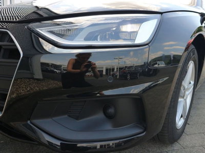 Audi A4 Avant 35 TDI/163 CV S tronic Business Advanced (5)