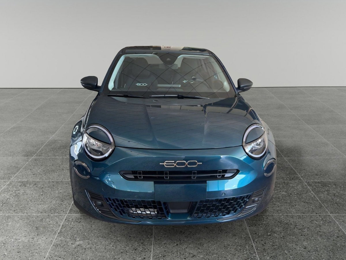 Fiat 600 1.2 hybrid 145cv auto (5)