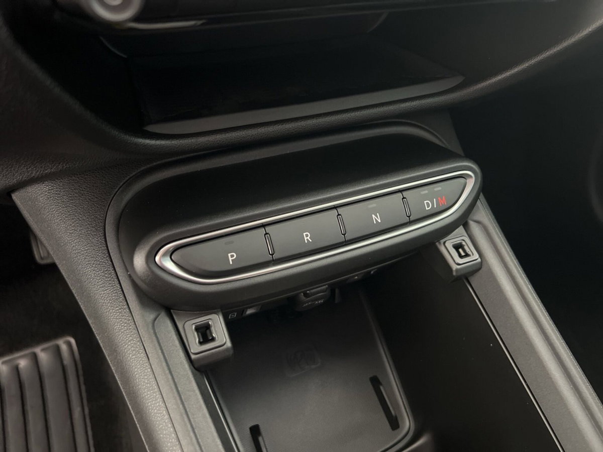 Fiat 600 1.2 hybrid 145cv auto (8)